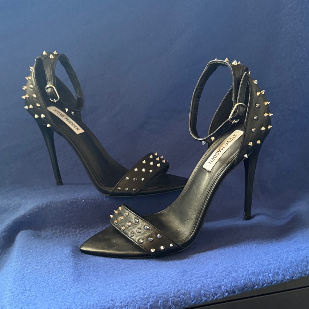 Steve Madden Shea Black Studded Heels